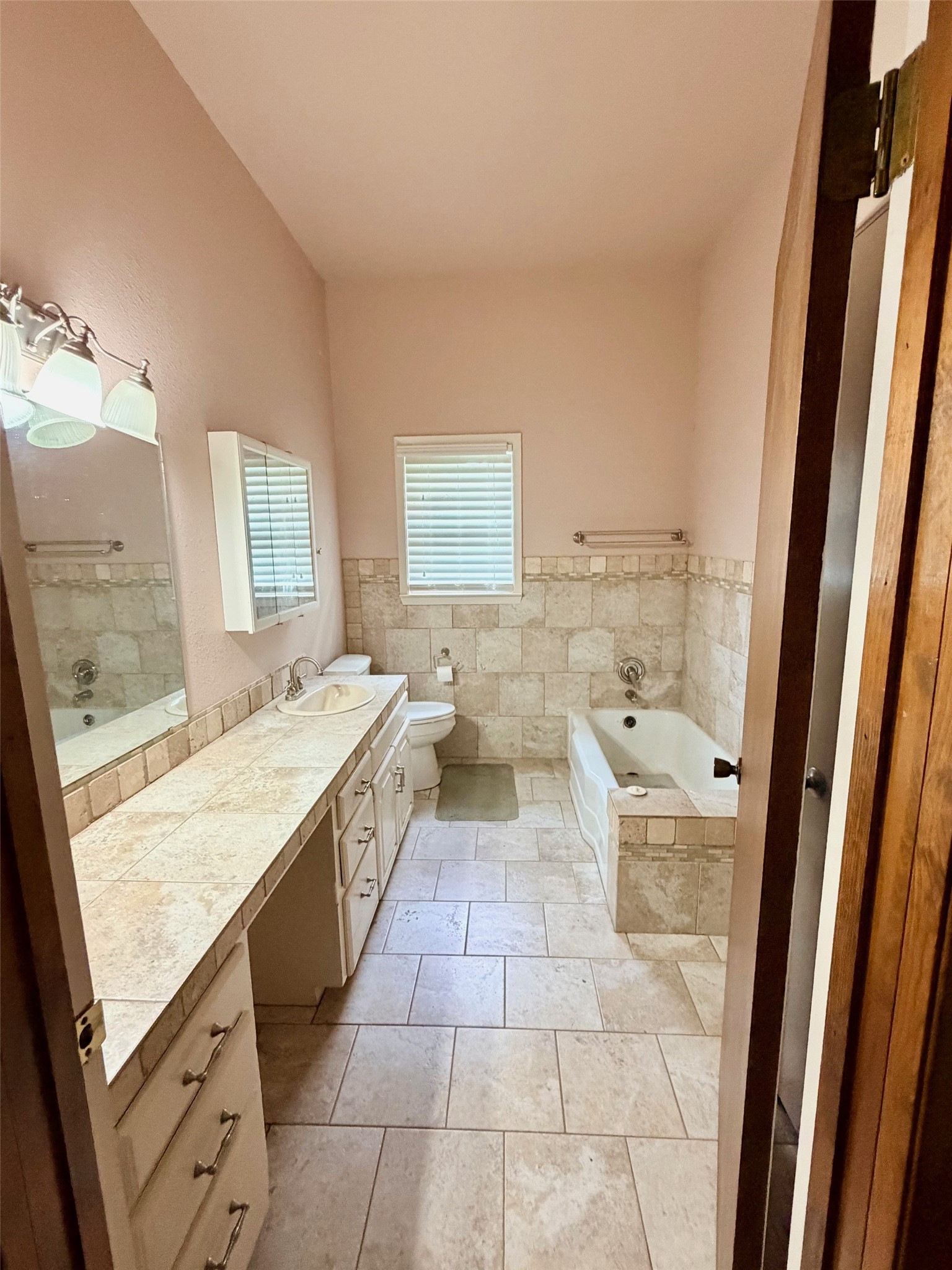 1215 NW 1st Avenue Mineral Wells TX 76067