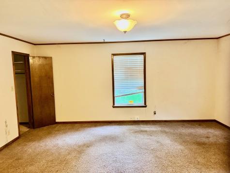 1215 NW 1st Avenue Mineral Wells TX 76067