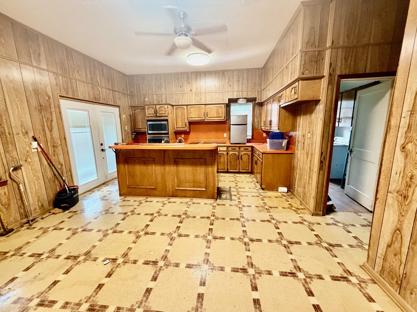 1215 NW 1st Avenue Mineral Wells TX 76067