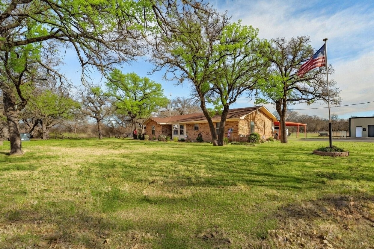 310 Centeridge Lane Graham TX 76450