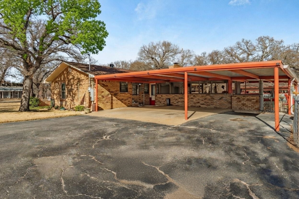 310 Centeridge Lane Graham TX 76450