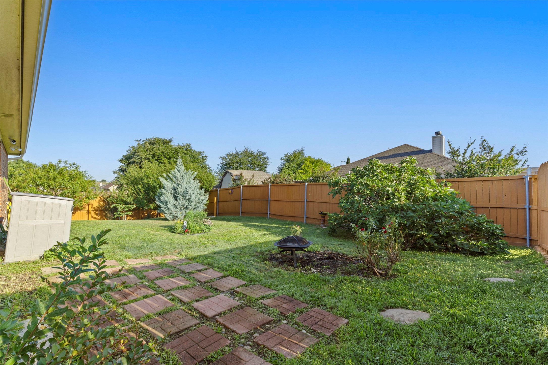 9236 Jason Drive White Settlement TX 76108