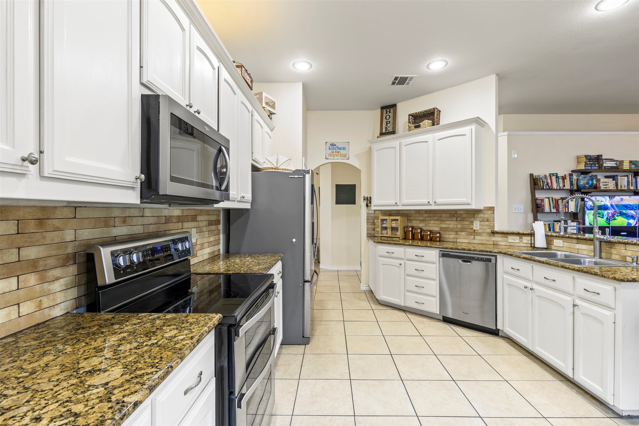 9236 Jason Drive White Settlement TX 76108