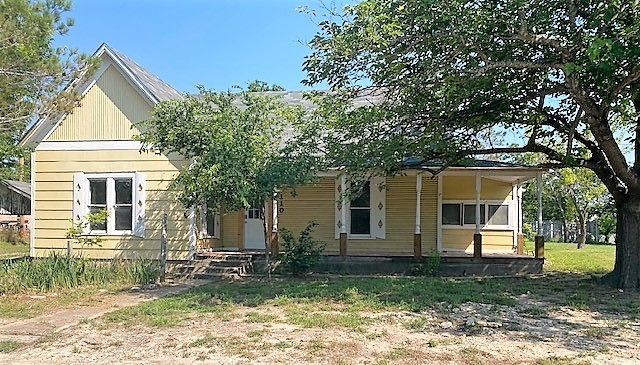 110 E College Street Hico TX 76457