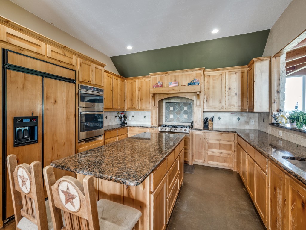 2250 Morrow Road Valley View TX 76272
