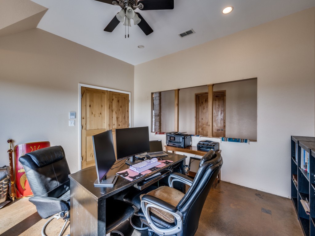 2250 Morrow Road Valley View TX 76272