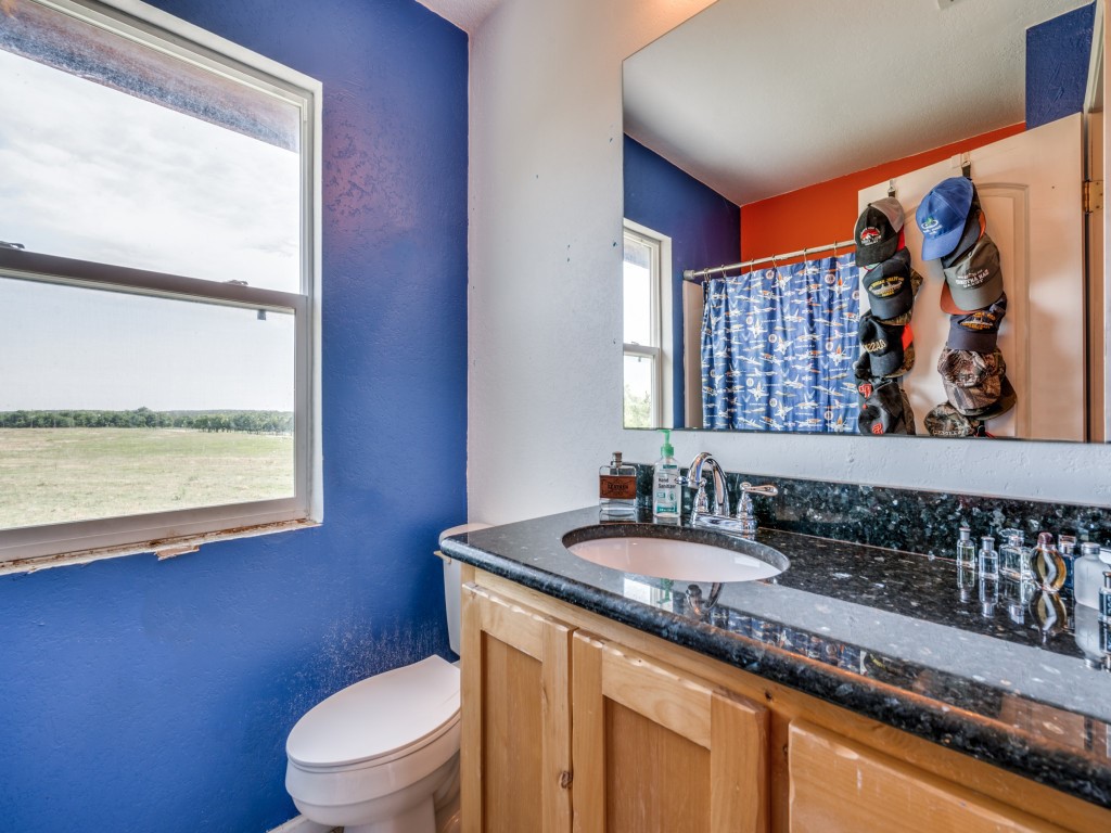 2250 Morrow Road Valley View TX 76272