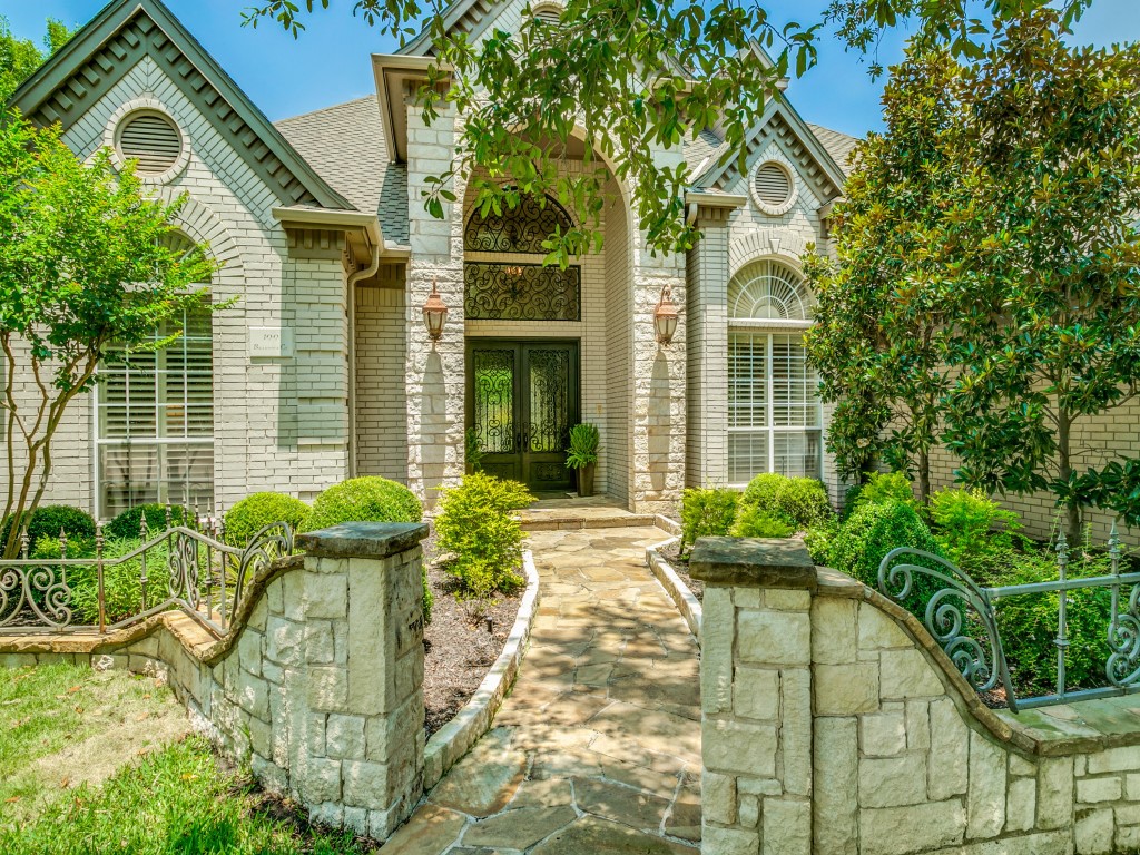 100 Braddock Court Southlake TX 76092