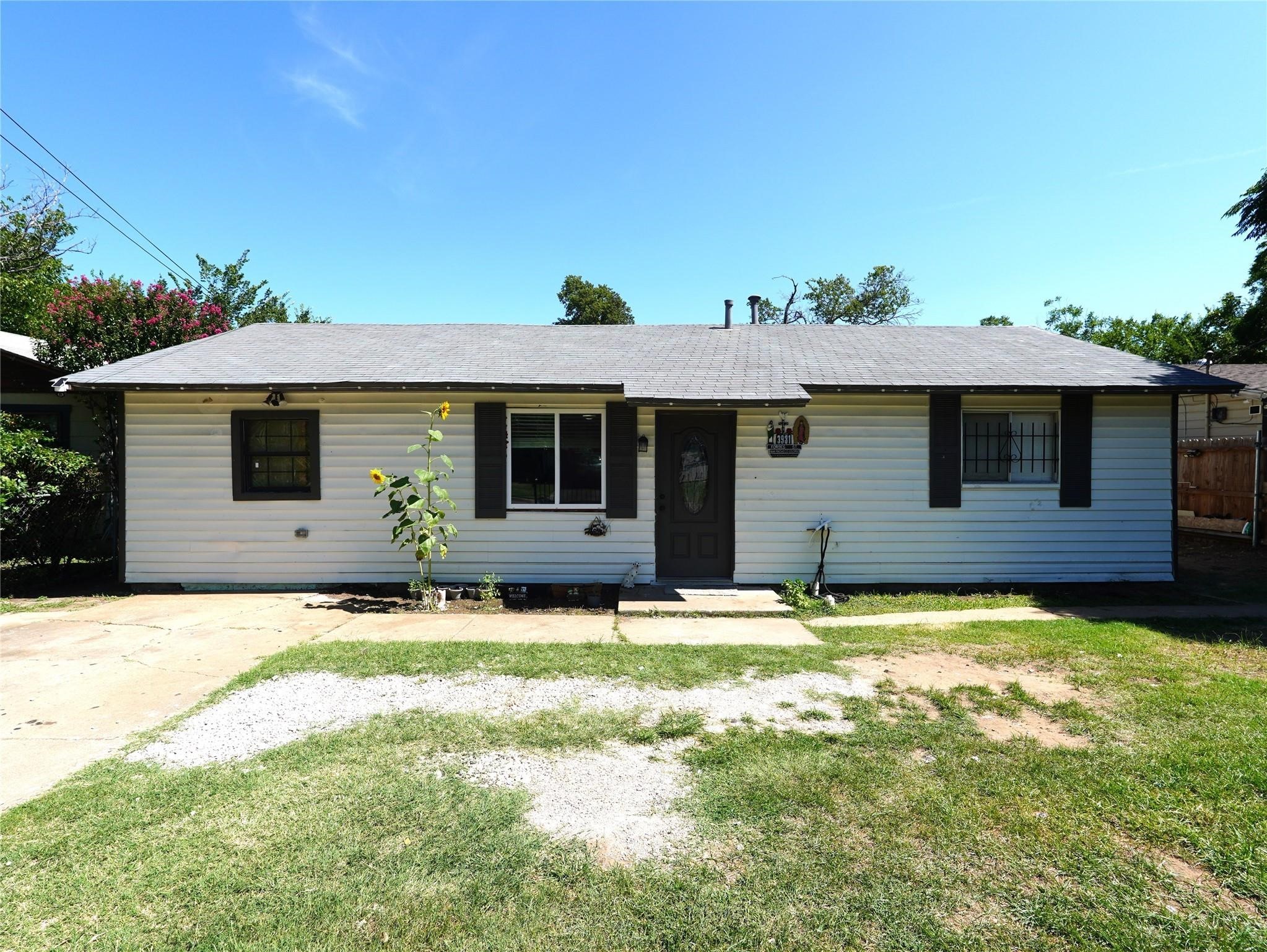 3931 Forbes Street Fort Worth TX 76105