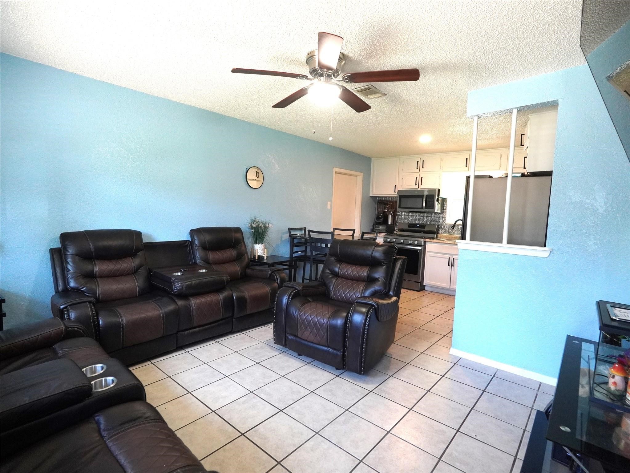 3931 Forbes Street Fort Worth TX 76105