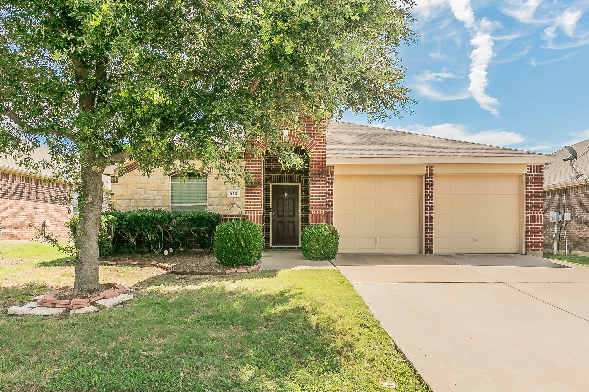 936 Furlong Drive Grand Prairie TX 75051