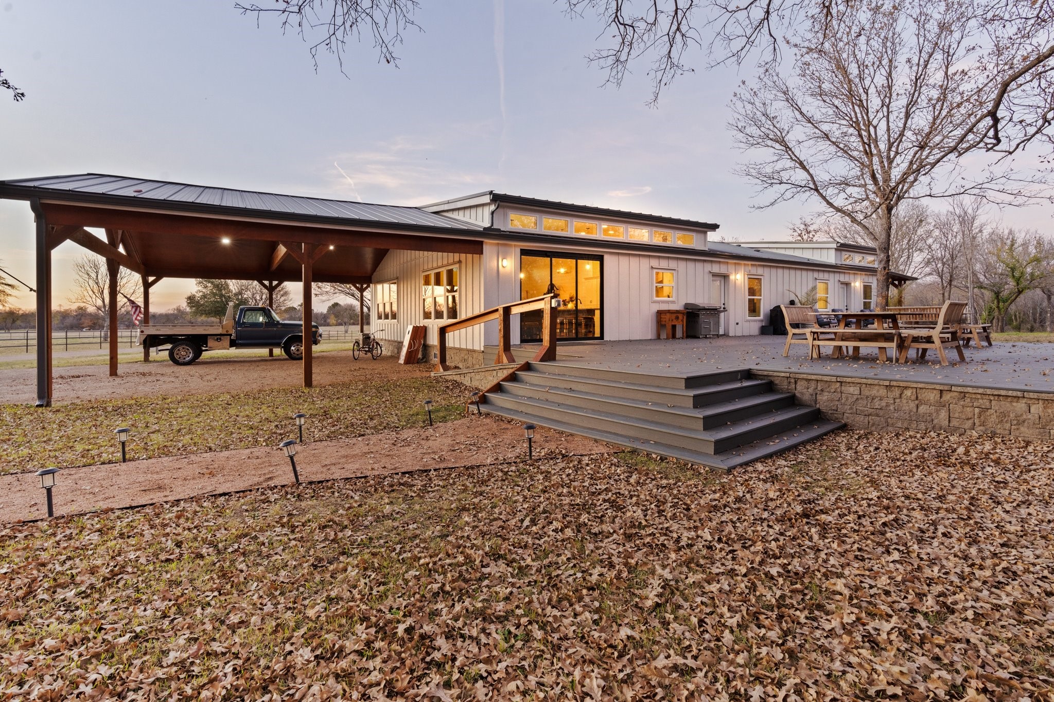 1512 E Henderson Street Cleburne TX 76031
