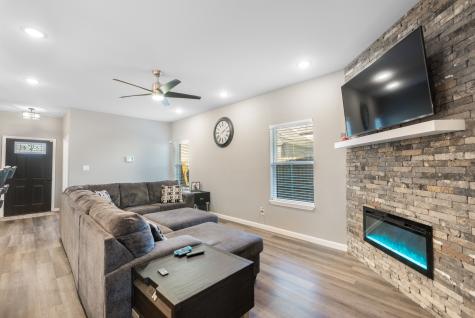 207 S James Street Alvarado TX 76009