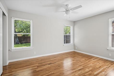 1831 Swan Drive Dallas TX 75228
