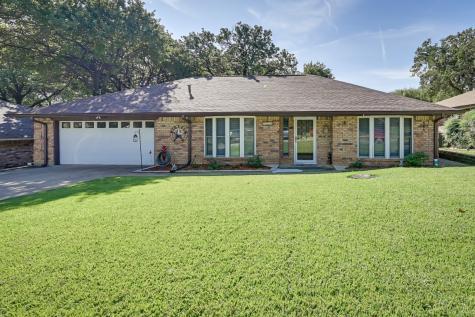 5710 Valley Ridge Court Arlington TX 76017