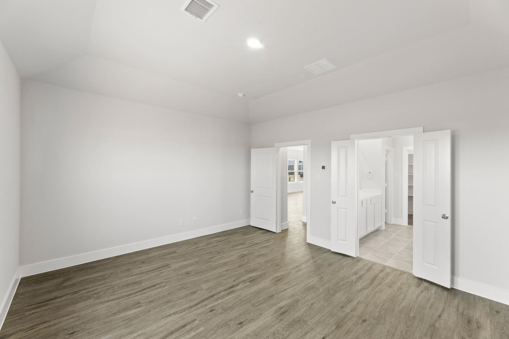 1504 Blackthorne Lane Denton TX 76249