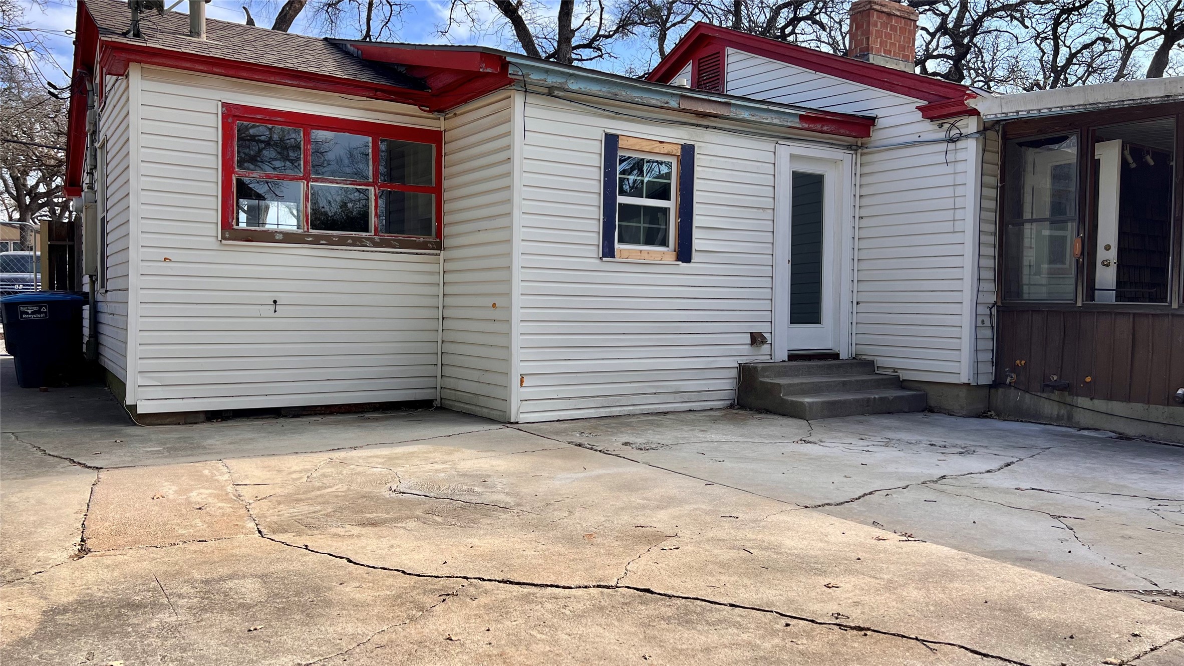 2522 N Hughes Avenue Fort Worth TX 76103