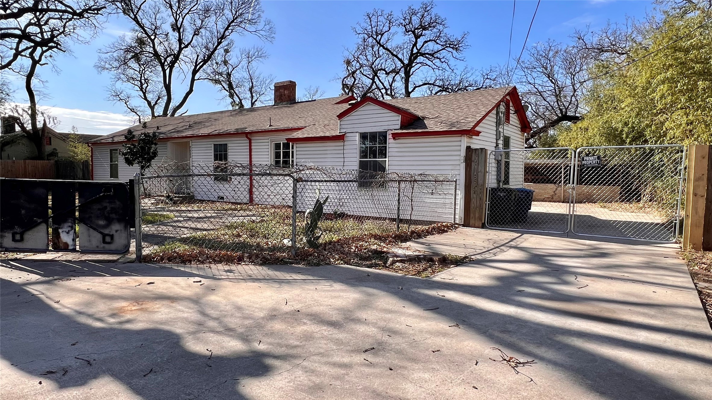 2522 N Hughes Avenue Fort Worth TX 76103