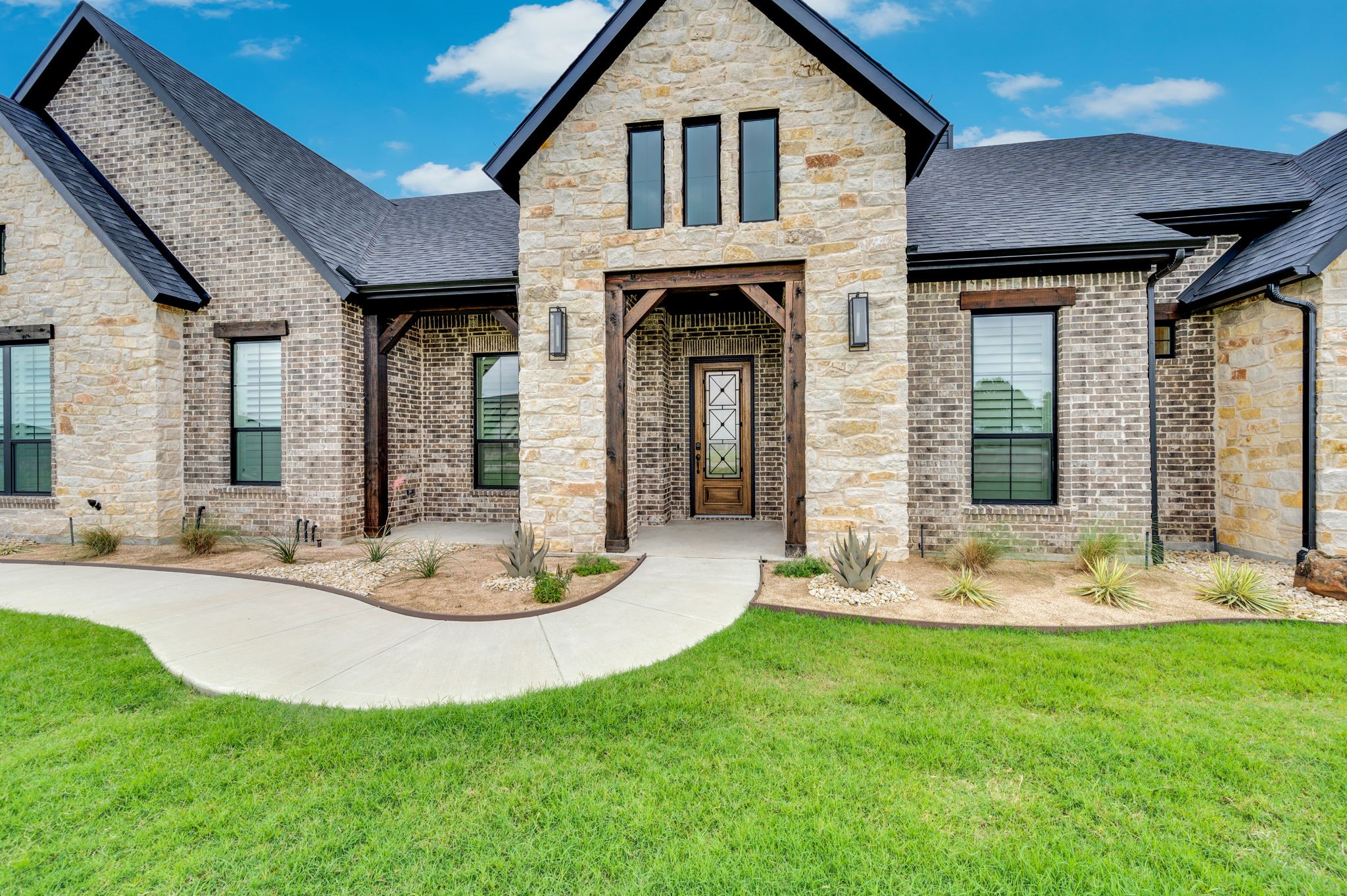 4530 Waggoner Ranch Court Waxahachie TX 75165