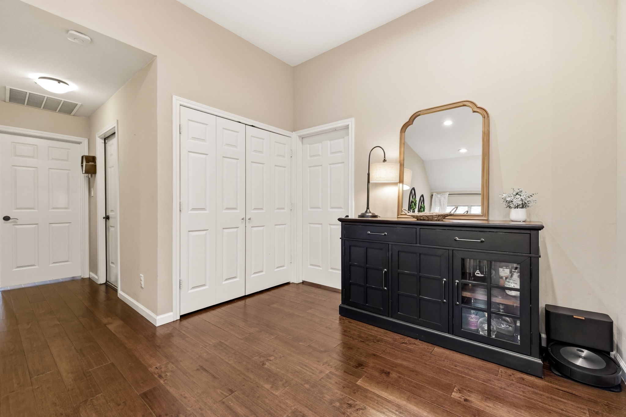 2215 Dallas Drive Carrollton TX 75006