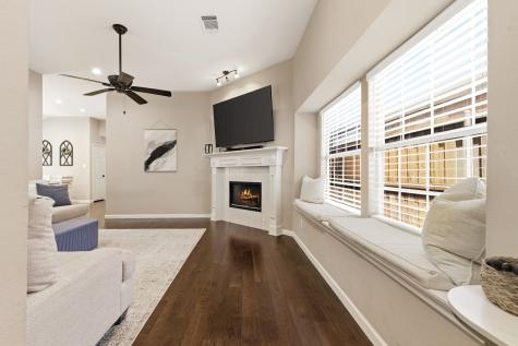 2215 Dallas Drive Carrollton TX 75006