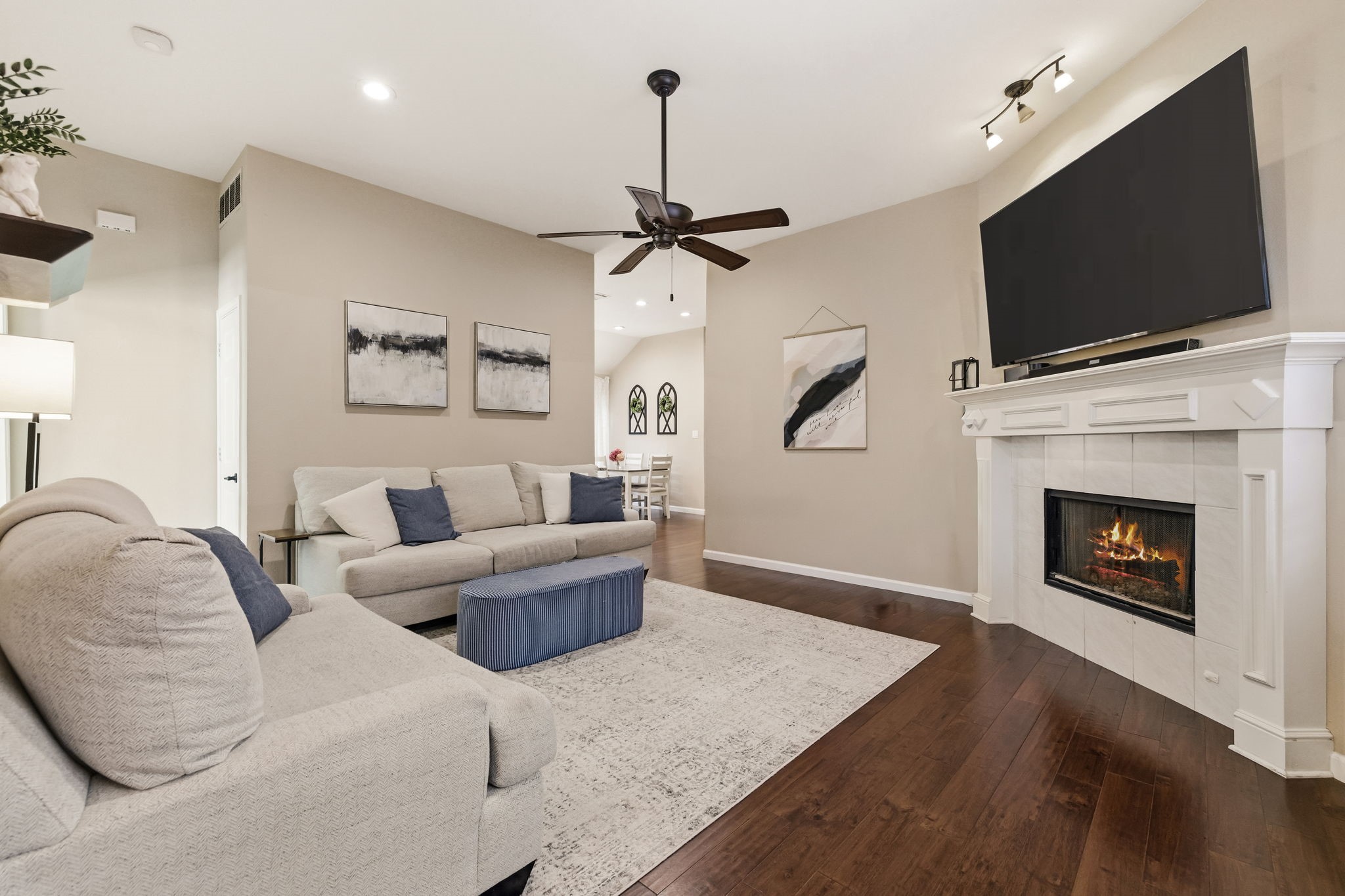 2215 Dallas Drive Carrollton TX 75006