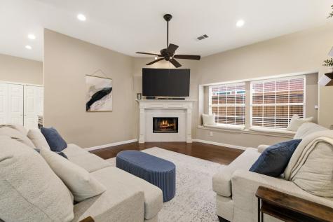 2215 Dallas Drive Carrollton TX 75006