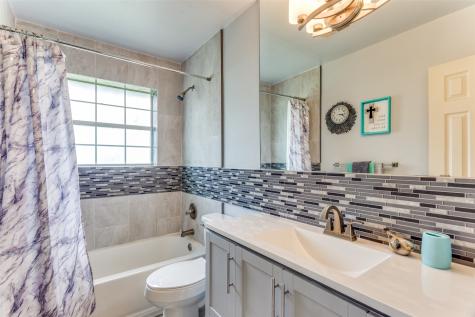 22034 Raintree Whitney TX 76692