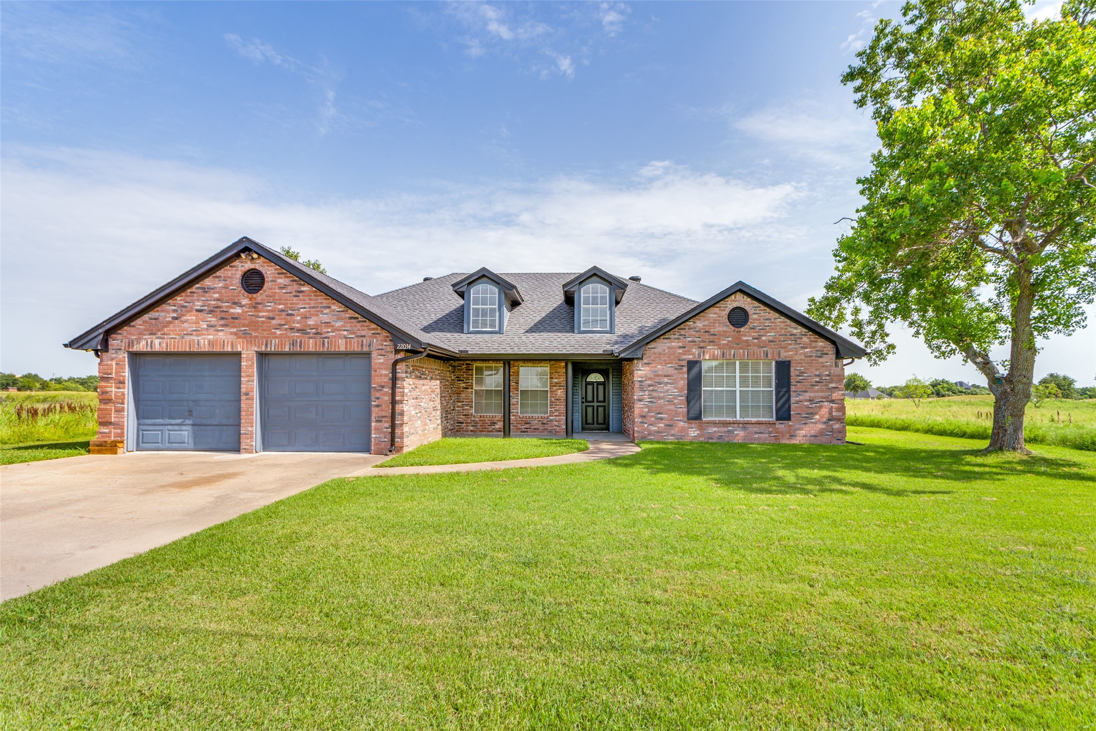 22034 Raintree Whitney TX 76692