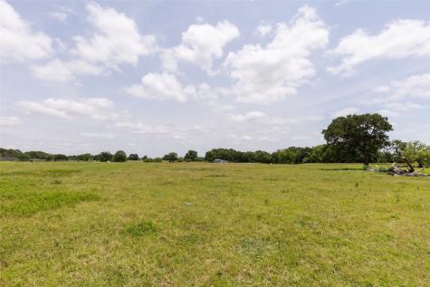 836 S Debbie Lane Pilot Point TX 76258