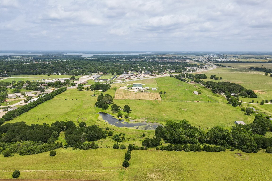 836 S Debbie Lane Pilot Point TX 76258