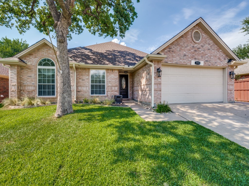 2514 Meadowview Drive Corinth TX 76210