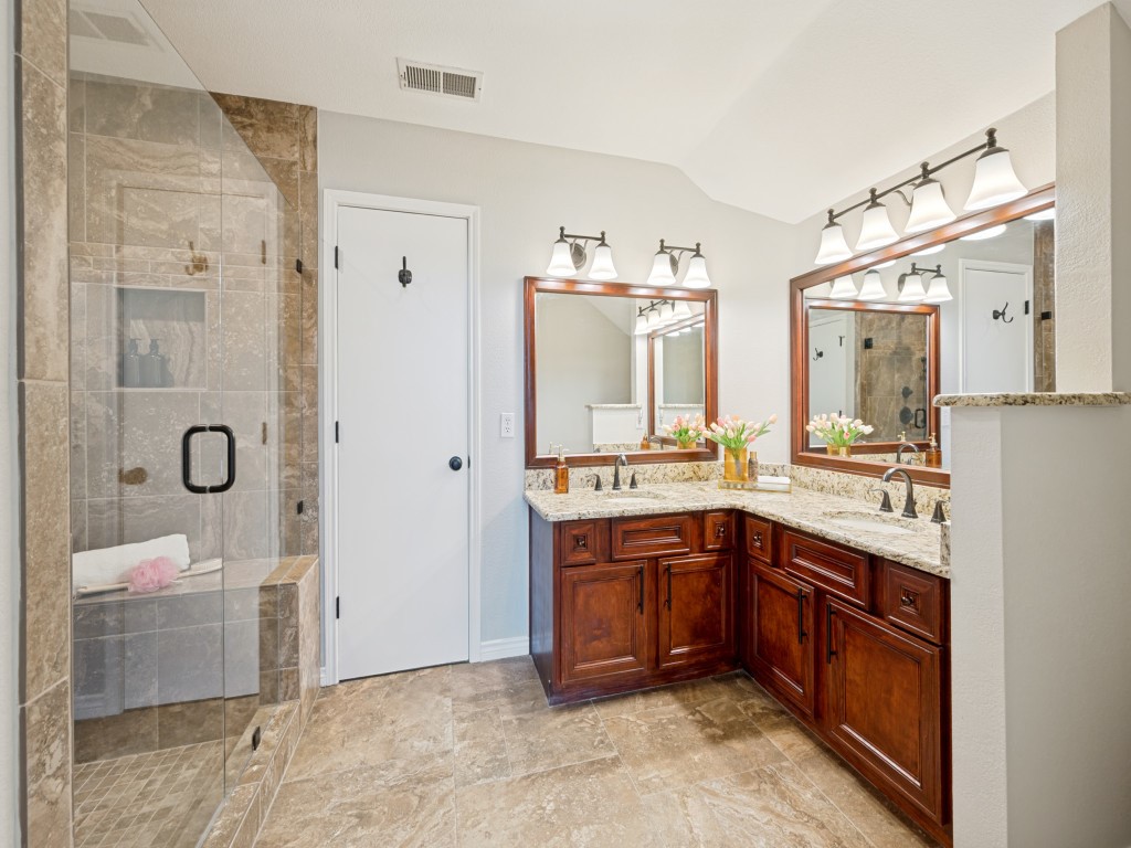 2514 Meadowview Drive Corinth TX 76210
