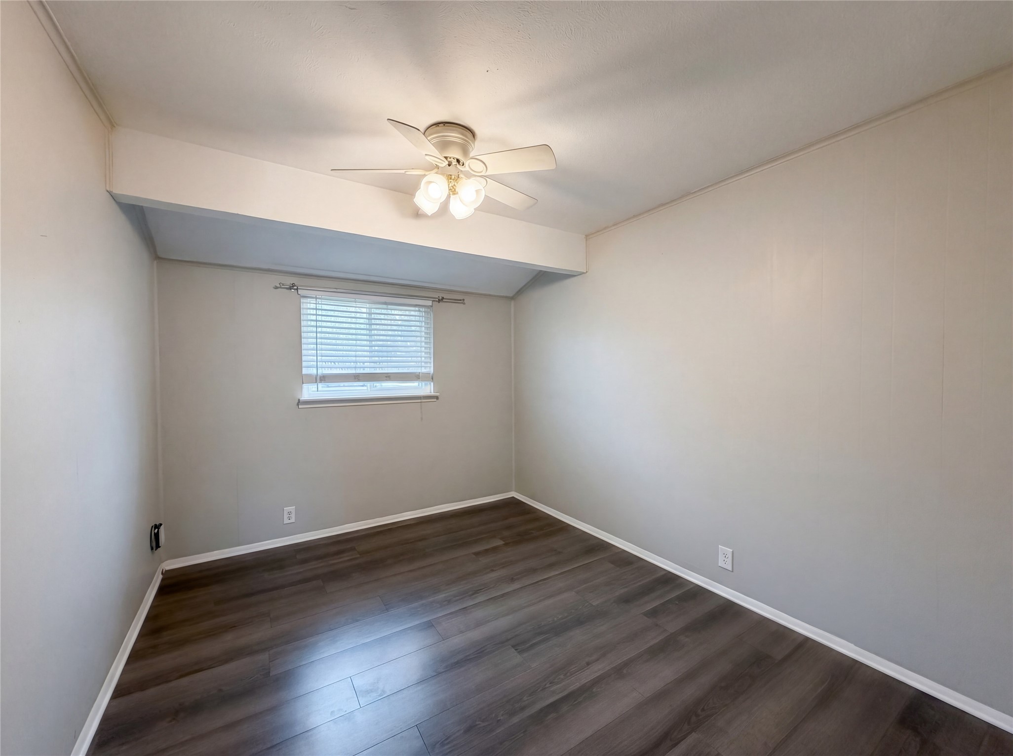 208 Summercrest Boulevard Burleson TX 76028