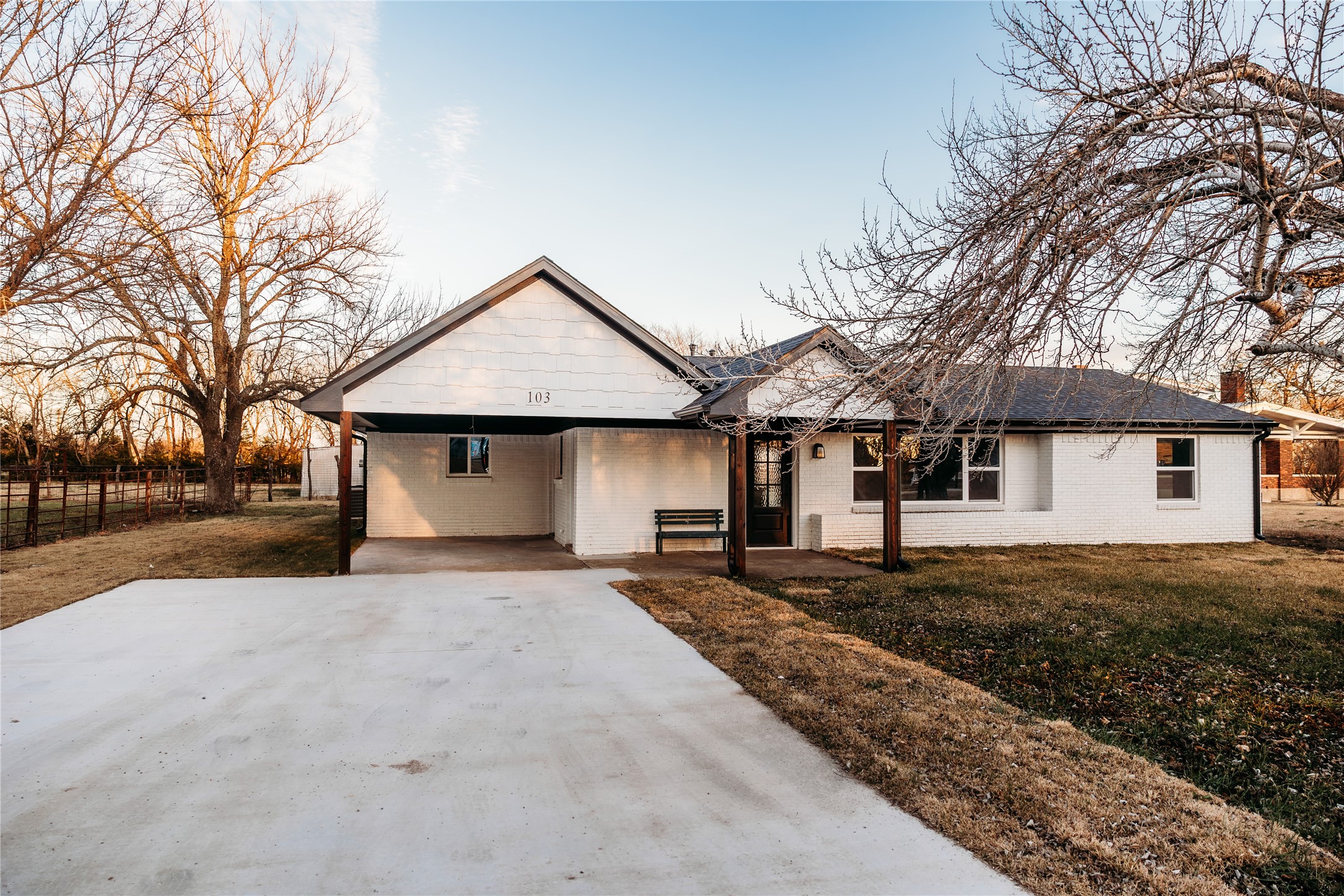 103 Main Street Windom TX 75492