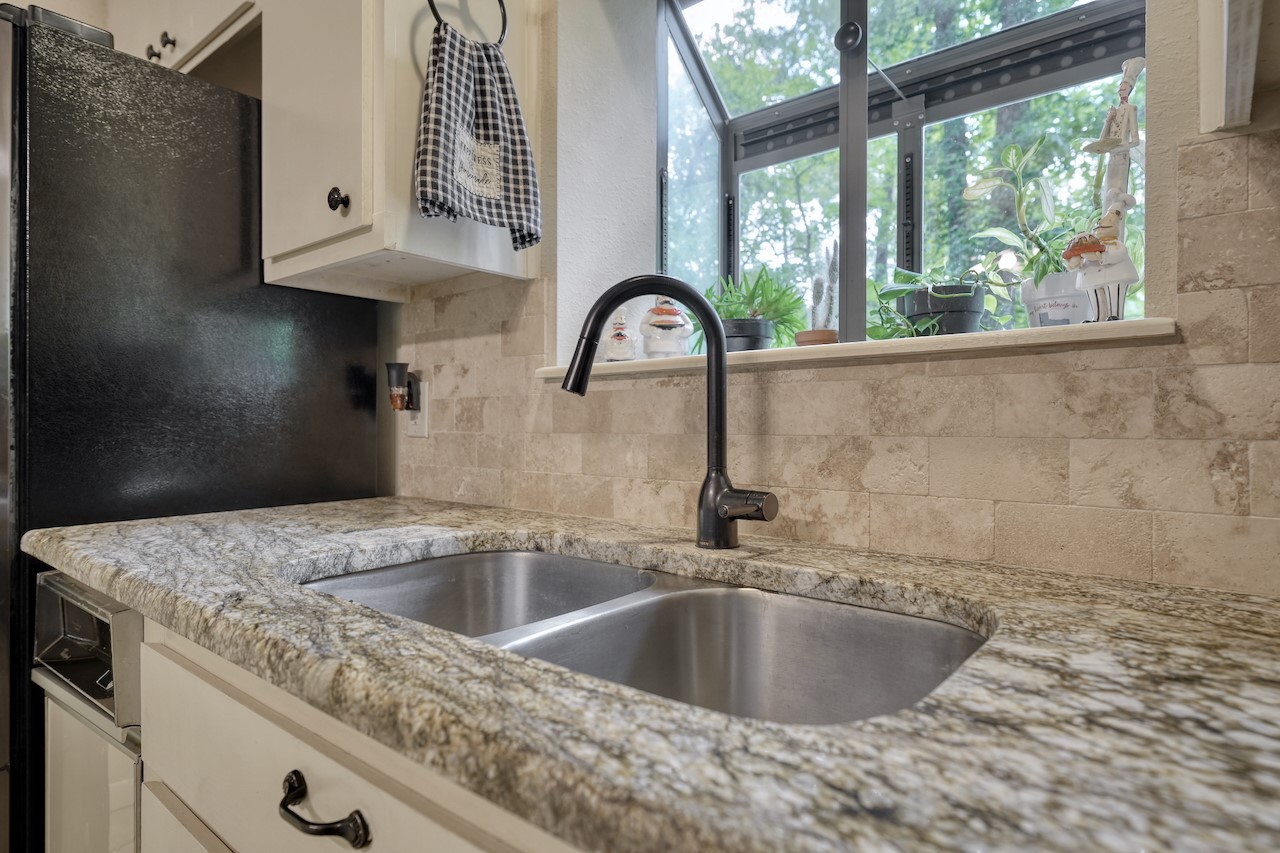 1649 Morningside Trail Hideaway TX 75771
