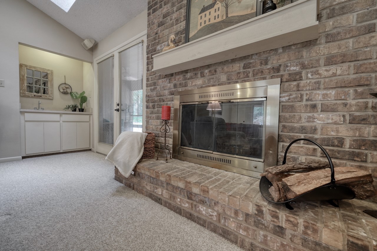 1649 Morningside Trail Hideaway TX 75771
