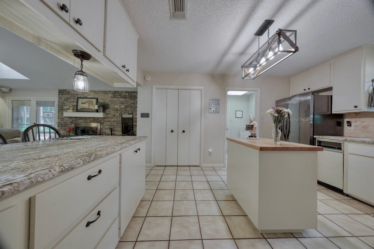 1649 Morningside Trail Hideaway TX 75771