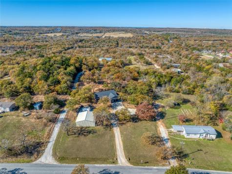 63 County Road 211 Gainesville TX 76240