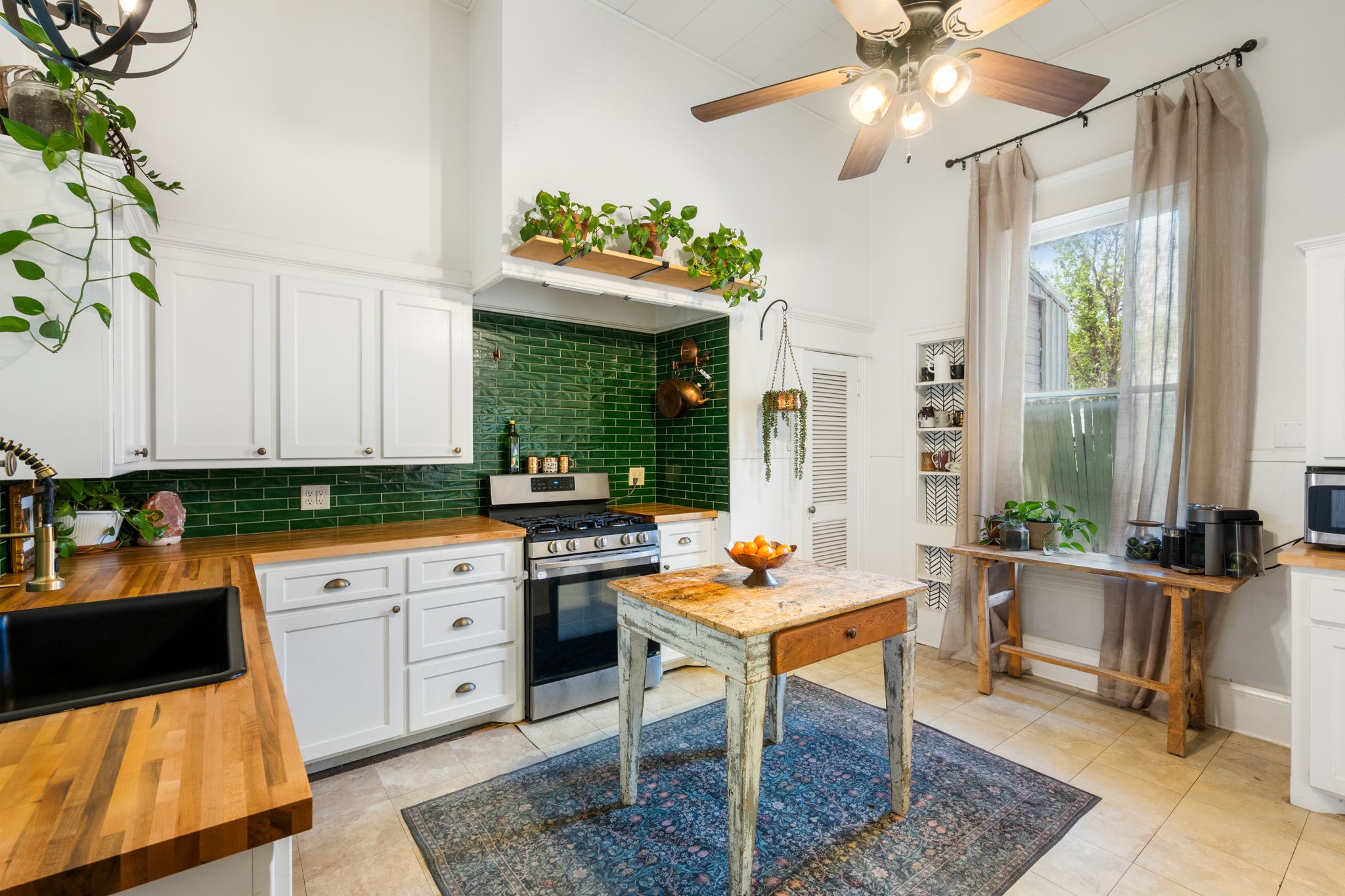 1201 NW 4th Avenue Mineral Wells TX 76067