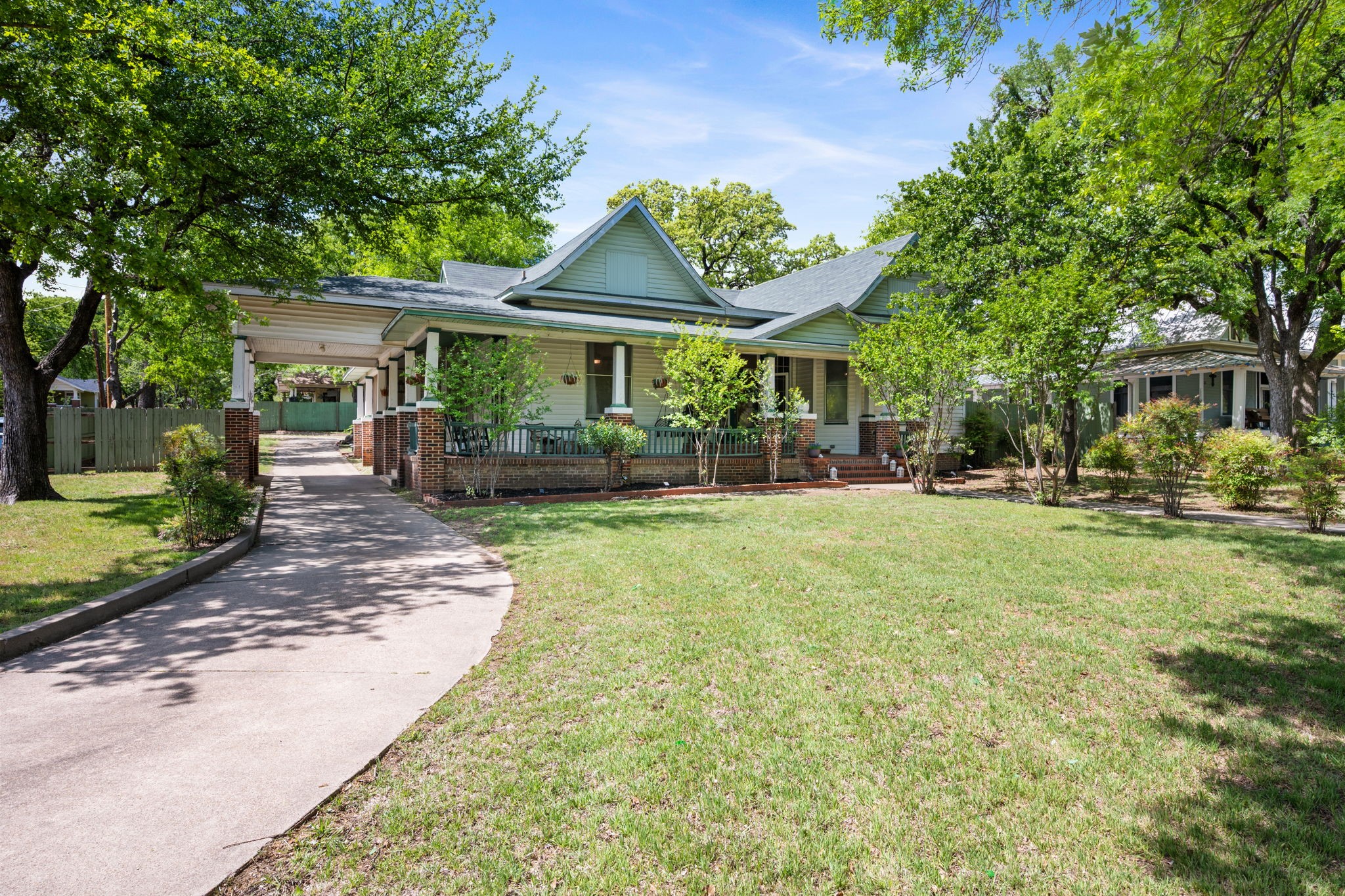 1201 NW 4th Avenue Mineral Wells TX 76067