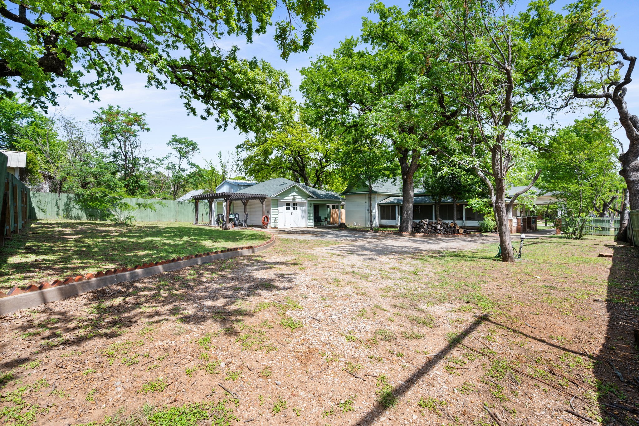 1201 NW 4th Avenue Mineral Wells TX 76067