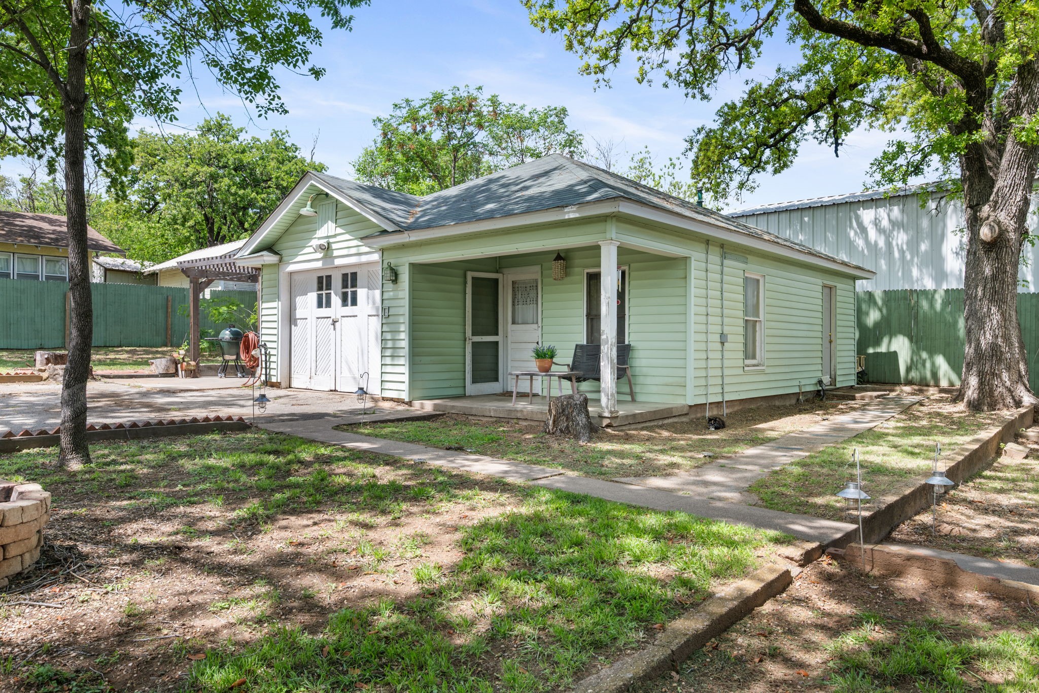 1201 NW 4th Avenue Mineral Wells TX 76067