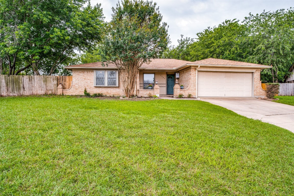 2209 Meacham Court Grand Prairie TX 75052