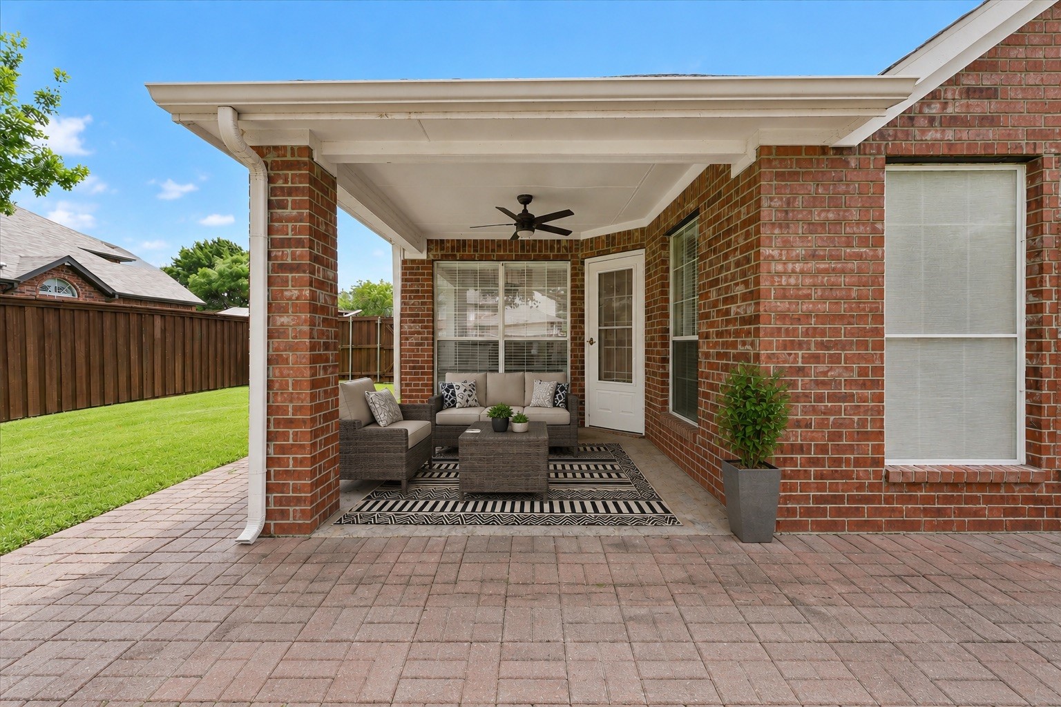 2811 Ashbury Drive Richardson TX 75082