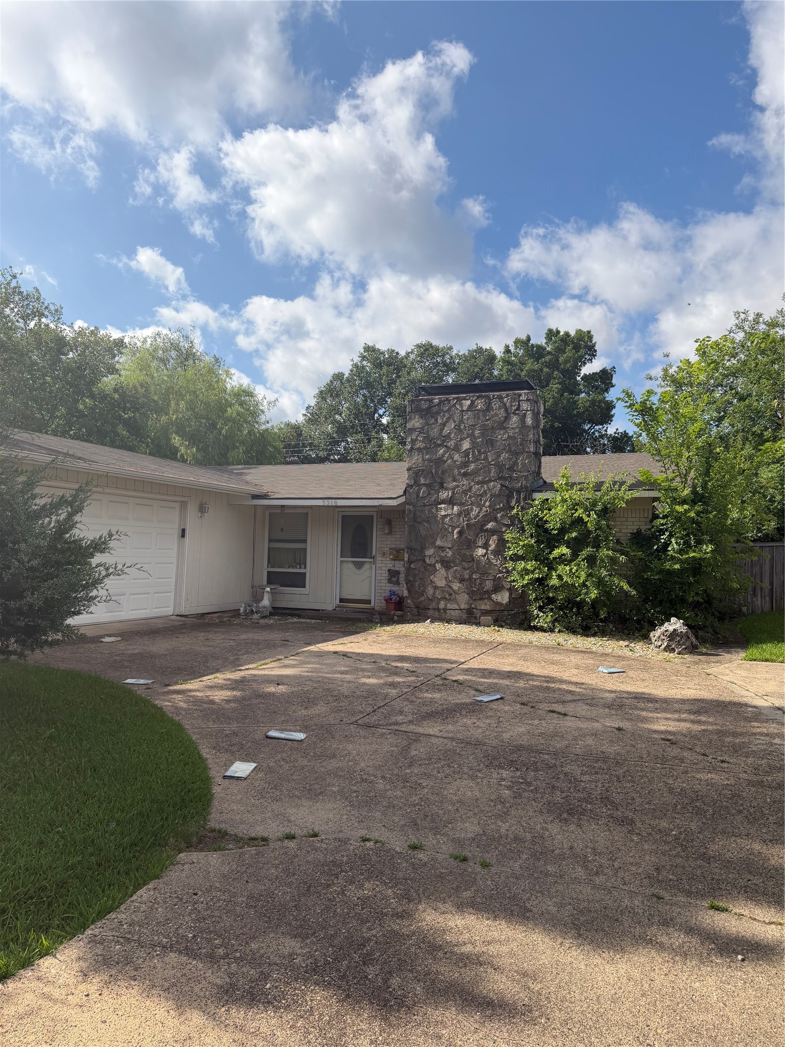 3210 Saint Croix Drive Dallas TX 75229