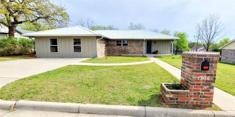 1306 Henderson Street Bridgeport TX 76426