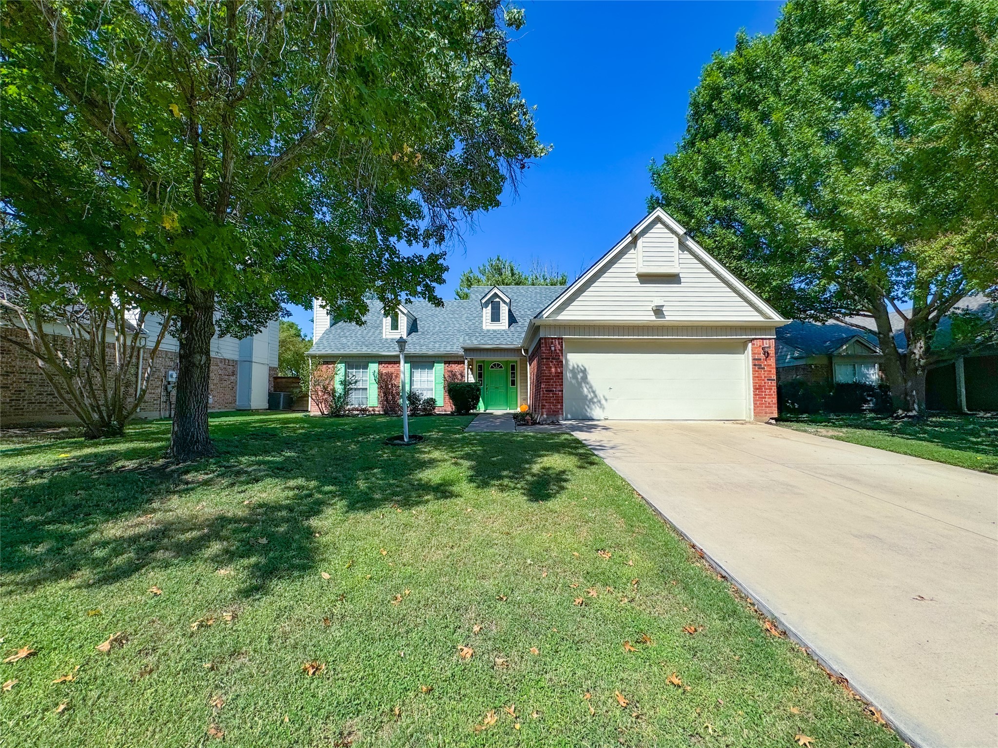 308 Newberry Street Grand Prairie TX 75052