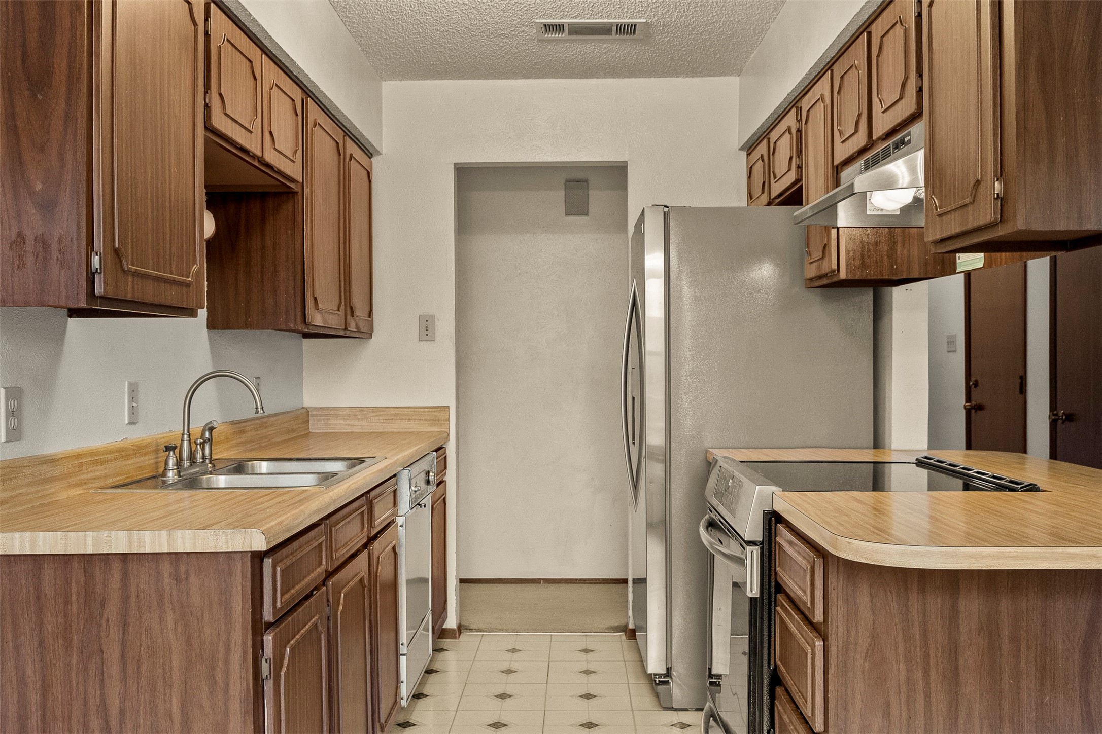 6417 Kary Lynn Drive N Watauga TX 76148