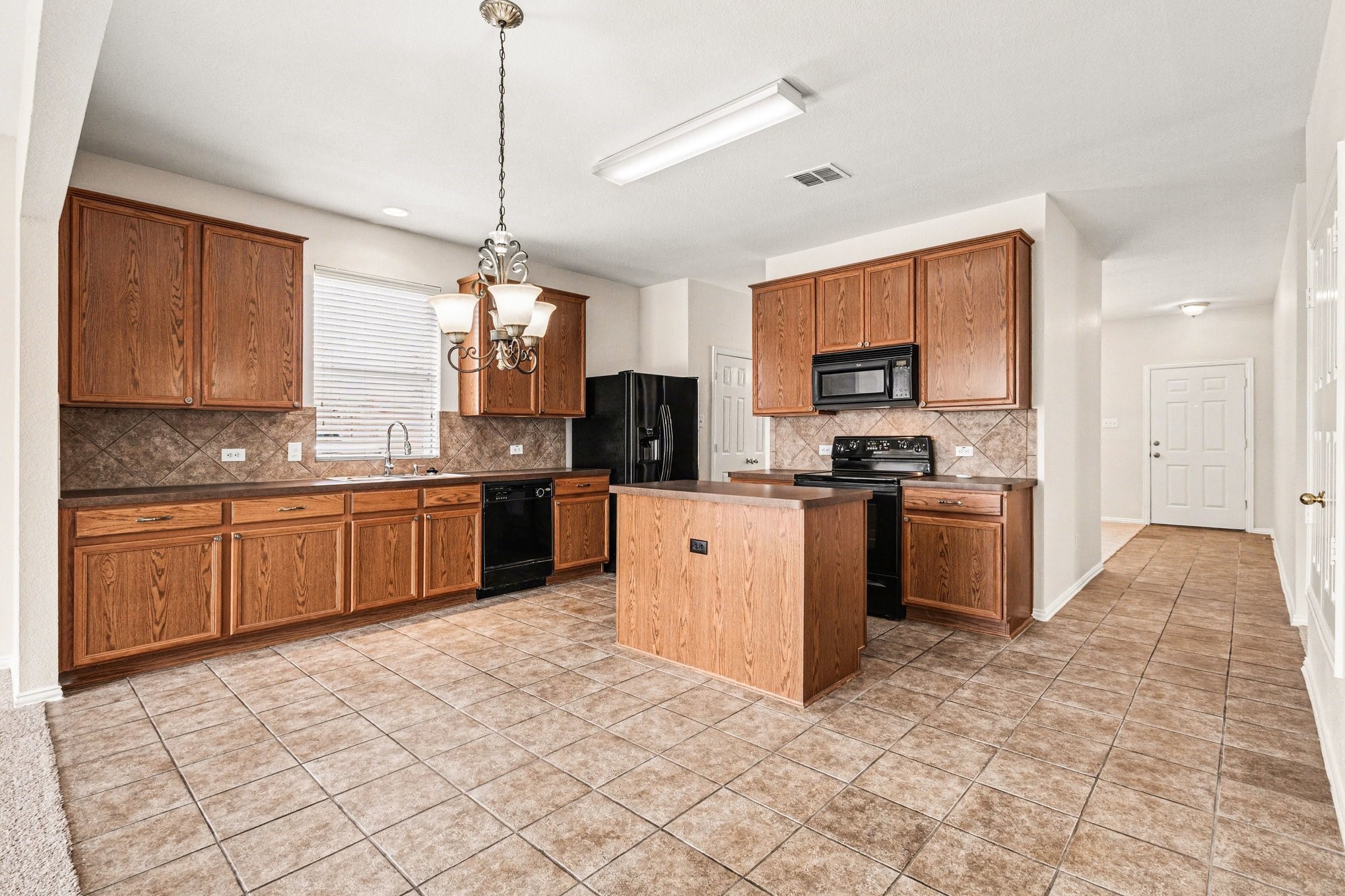 713 Dickerson Lane Mansfield TX 76063